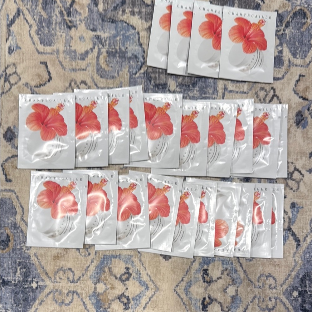 Chantecaille hibiscus smoothing masks 25 sample packets .10fl oz ea/3ml